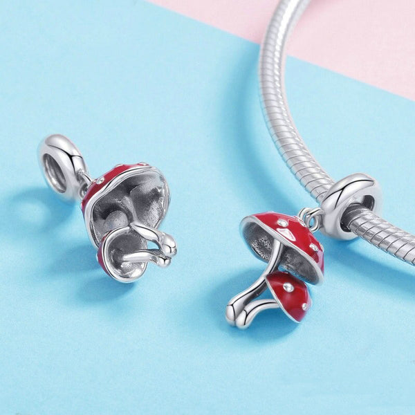 red shroom necklace